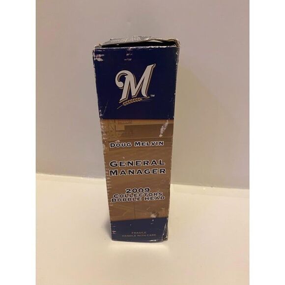 2009 Milwaukee Brewers Doug Melvin GM Collector's Bobblehead - Picture 3 of 6